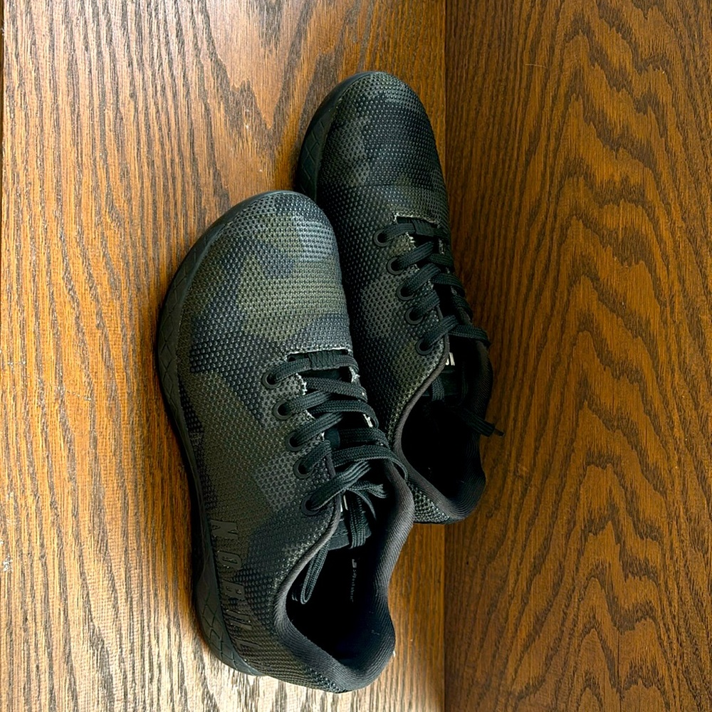 No Bull women’s trainers *new without box*